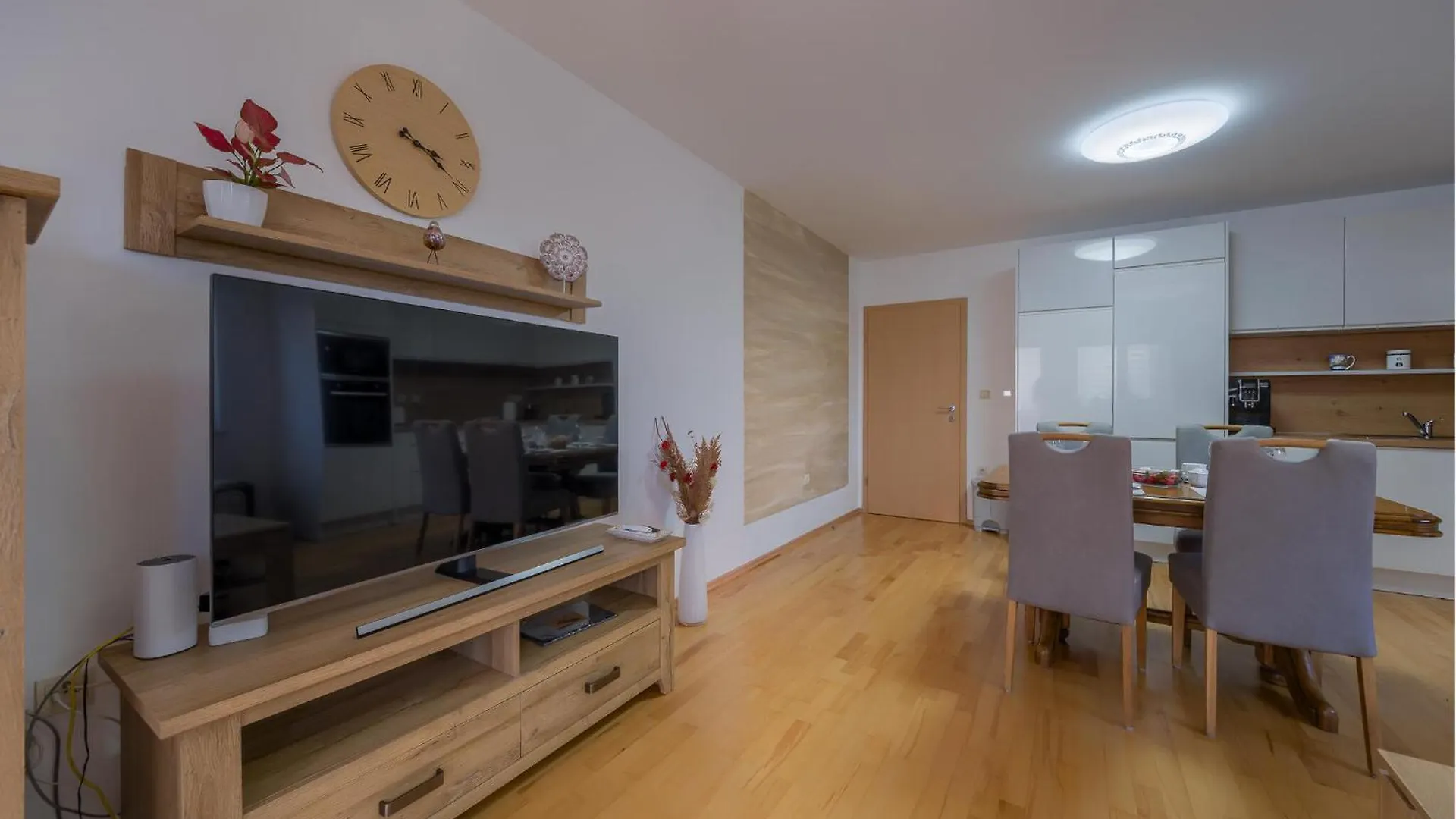 Cozy Apartment In Fazana With Wifi 0*,