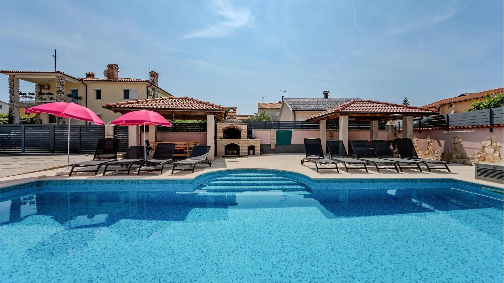 Cozy Apartment In Fazana With Wifi